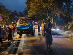 Pelajar di Lamongan Alami Patah Tulang Usai Motor Dihantam Truk di Jalan Ngimbang-Mantup