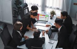 Persaingan Manusia dan AI di Dunia Bisnis Jadi Tantangan Global