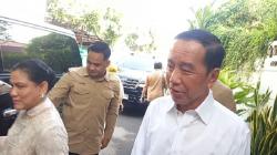 Didampingi Iriana, Jokowi Berangkat Reuni ke UGM