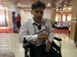 Keterbatasan Bukan Halangan, Penyandang Disabilitas Raih Kursi di Unsika dengan Tekad Baja