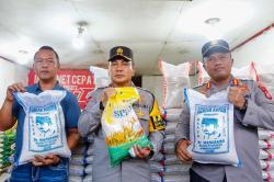Polda Riau Ungkap Kasus Beras Oplosan SPHP Bulog di Pekanbaru