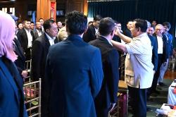 Prabowo Habiskan 5 Jam Bersama 82 Profesional Muda di Hambalang, Apa yang Dibahas?