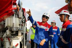 Iwan Bule Tinjau Terminal LPG dan Avtur di Semarang, Pastikan Pasokan Energi Aman