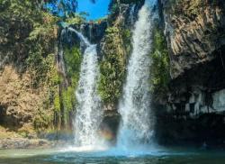 Pesona Curug Bengkawah: Air Terjun Kembar dengan Sejuta Panorama Pegunungan Pemalang