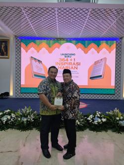 Buku 364+1 Inspirasi Harian Disambut Hangat Kalangan Akademisi hingga Ombudsman RI