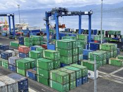 Gunakan Derek Listrik, Layanan Bongkar Muat TPK Ambon Lebih Cepat, Begini Respon Asosiasi Logistik!