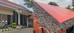 Heboh! Rumdin Bupati Lebak Direhab Rp2,1 M, Warga Miskin Ini Justru Tinggal di Gubuk Bekas Jamur