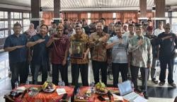 Disparbud Pertahankan Eksistensi Seni Pedalangan di Karawang