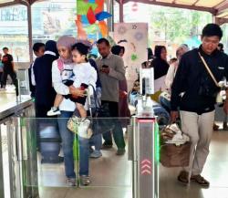 Efisien & Ramah Lingkungan, Face Recognition di Stasiun Cirebonprujakan Permudah Proses Boarding
