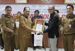 Bantu Lawan Polusi Plastik, PLN IP UBP Cilegon Raih 3 Penghargaan Lingkungan dari Pemkab Serang