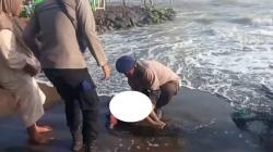 Dikira Boneka, 2 Balita Kakak Beradik Ditemukan Tewas Mengenaskan di Pantai Sigandu Batang