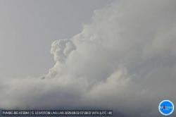Erupsi dan Muntahkan Kolom Abu Setinggi 1 Km, Status Gunung Lewotobi Level IV Awas