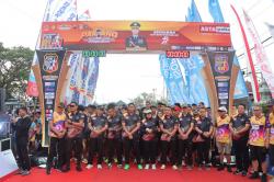 Semarak Bhayangkara Fun Run 2025 Meriahkan Alun-Alun Purworejo