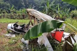 Pesawat Latih Jatuh di Area Pemakaman, Perwira Tinggi TNI AU Gugur di Medan Latihan
