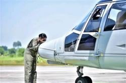 Wanita Tangguh: Michelle Ukir Sejarah sebagai Kapten Pilot Helikopter Panther TNI AL