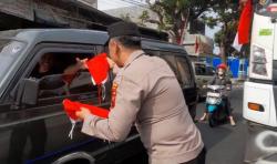 Bukan One Piece, Ini Merah Putih! Polsek Mojolaban Ajak Generasi Muda Cinta Tanah Air