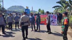 Breaking News: Massa FSPMI dan Warga Nyaris Bentrok di Depan PT Wings Group Gowa, Situasi Memanas!