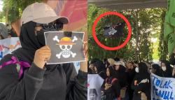 Unjuk Rasa Tolak RUUKUHAP di Makassar, Kibarkan Bendera One Piece