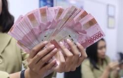 2.318 Tenaga Pendidik di Karawang Terima Bantuan Insentif Guru, Ini Jadwalnya Pencairannya