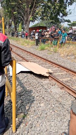 Terungkap, Wanita Tertabrak Kereta di Gedangan Diduga Depresi Penyakitnya Tak Kunjung Sembuh