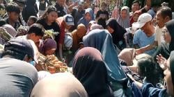 Warga Gondang Mayang Gelar Sedekah Bumi dan Tolak Bala Penuh Khidmat
