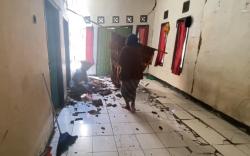 3 Rumah di Lebak Rusak Parah Akibat Pergerakan Tanah, Warga Cemas Tiap Malam