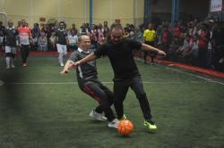 Momen Keseruan Bupati Bekasi Main Futsal Bareng Ketua DPRD hingga Kapolres di HUT ke-75 Kabupaten