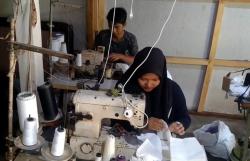 Buruh Jahit di Pekalongan Kaget Dapat Tagihan Pajak Transaksi Rp 2,9 Miliar