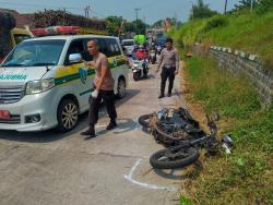Gagal Mendahului Truk Tronton, Pengendara Tiger Tewas Terlindas Truk di Jombang