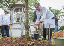 Cianjur Siaga Darurat Sampah: Menteri Hanif Tegaskan Indonesia Bebas Sampah 2029 Bukan Sekadar Mimpi