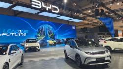 Juli 2025: Toyota Tetap Memimpin Pasar Mobil, BYD Menyusup ke Posisi Enam