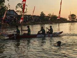 Lomba Dayung Kapolres Cup 2025 Gresik: Perpaduan Semangat Kemerdekaan dan Tradisi Pacu Jalur