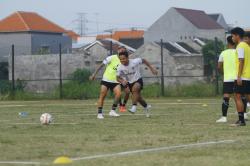 Persela Targetkan Uji Coba Lawan Tim Selevel Sebelum Liga Bergulir