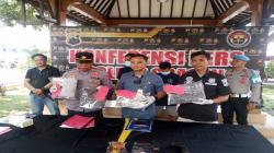 Polres Sragen Bongkar Kasus Illegal Logging, Puluhan Batang Jati Diamankan