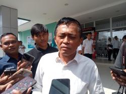 Nomor WhatsApp Bupati Lombok Tengah Diretas, Pelaku Minta Transfer Hingga Rp10 Juta