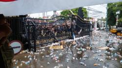 Demo Pati Rusuh, Massa Lempari Polisi dan Diduga Disusupi Anarko