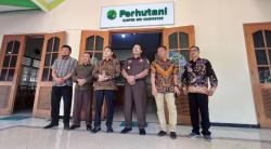 94,9 Hektar Lahan Perhutani Resmi Dikelola Petani, Solusi Hukum dan Dampak Ekonomi Nyata