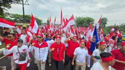 Momen Kompak Pengurus Karang Taruna Kabupaten Bogor Ikuti Kirab Merah Putih HUT RI ke-80