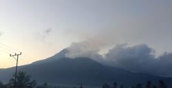 Dari Tremor hingga Letusan, Gunung Lewotobi Laki-Laki Tunjukkan Gelagat Tak Biasa