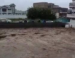 Banjir Bandang Melanda Pakistan 300 Orang Tewas