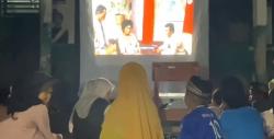 Malam Meriah di Lebak: Pawai Obor dan Nobar Film Naga Bonar Warnai HUT ke-80 RI