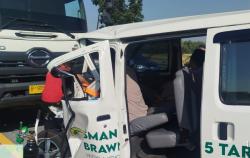 Kecelakaan di Tol Jombang, Minibus SMAN 5 Taruna Brawijaya Ringsek Tabrak Truk, 4 Orang Luka