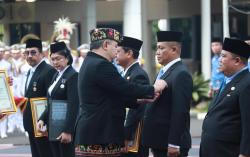 Arif Sugiyanto Bupati Kebumen, Raih Satyalenca Wira Karya dari Presiden Prabowo Subianto