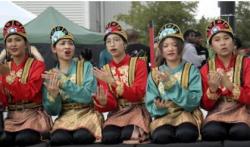 Tari Saman Bikin Geger Kanada, Penonton di Edmonton Heritage Festival Terpukau Gerakan Kilat Penari