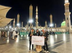 Journey of Gratitude: Tiga Karyawan Hotel Ini Jalani Perjalanan Spiritual ke Tanah Suci