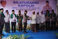 Kapolri Listyo Sigit Minta Doa di Ponpes Langitan agar Bangsa Aman dan Tenteram