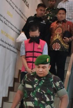 BREAKING NEWS Kejari Tanjung Perak Tetapkan Komisaris PT DJA jadi Tersangka Dugaan Korupsi