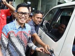Isi Garasi Mobil Eko Patrio Bikin Melongo