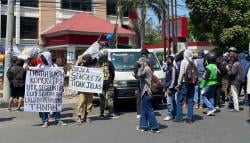 Warga Bara-Barayya Geruduk PN Makassar, Tuntut Proses Hukum yang Adil