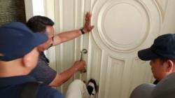 Eksekusi Rumah Mewah di Surabaya Ricuh, Pintu Didobrak Petugas Pengadilan Negeri